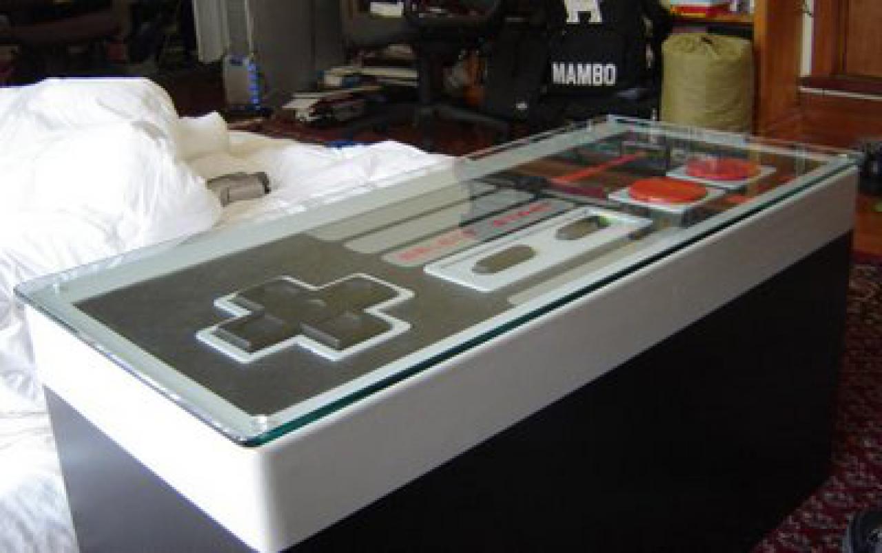[11/02/2009] Tisch im NES-Controller-Stil