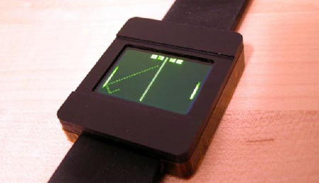 [11/02/2009] Eine Armband-Uhr mit integriertem Pong-Spiel. Nur die Zeit lässt sich nicht anzeigen.