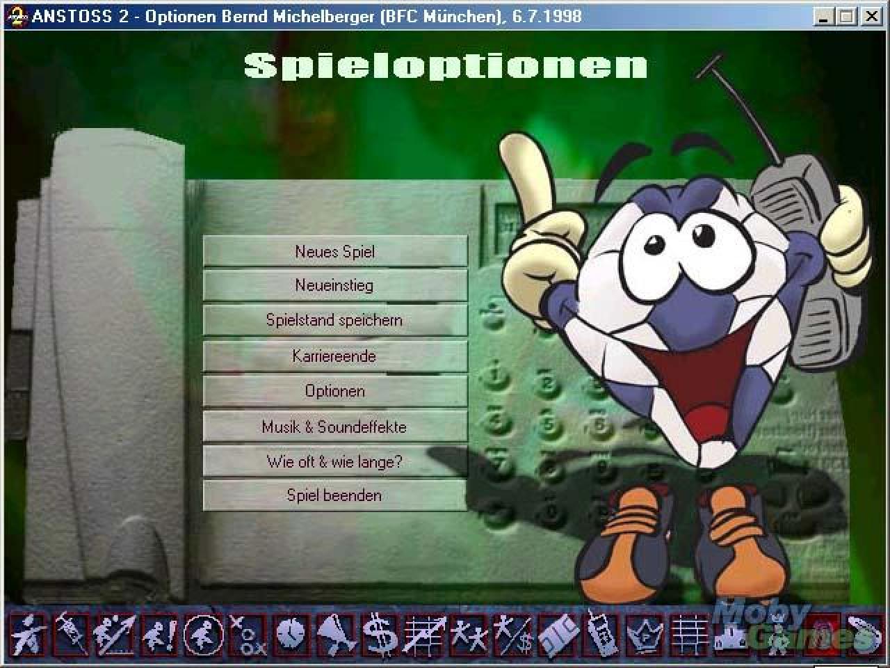 [21/04/2009] Lange bevor Electronic Arts mit seiner Fußballmanager-Reihe die Marktherrschaft übernahm, gab es für Fans des runden Leders nur eine Simulation: Anstoss. Doch Entwickler Ascaron ruinierte erst die Serie und anschließend sich selbst. Das Unternehmen ging pleite, einige Marken konnte sich der in Worms ansässige Publisher Kalypso Media sichern. Ob man irgendwann einmal einen Angriff auf EAs Platzhirsch wagen wird, steht in den Sternen.