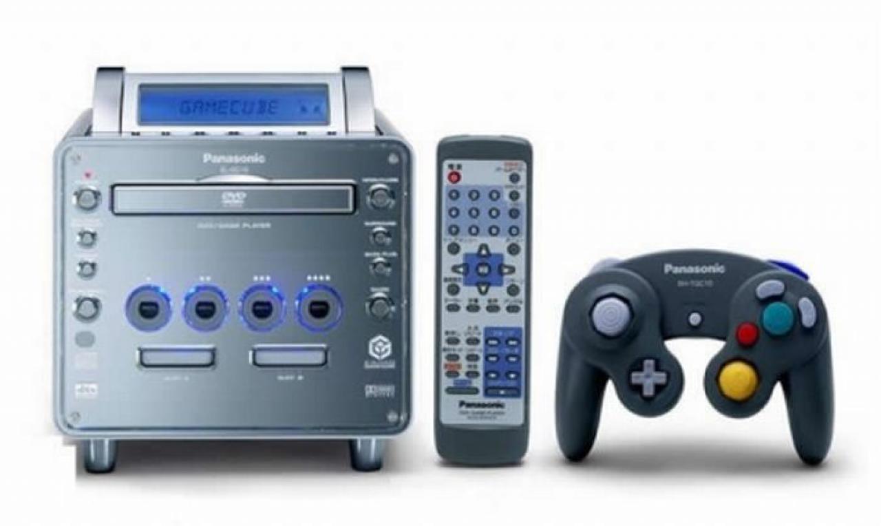 [05/05/2009] Panasonic Q - Etwas jünger, trotzdem kultig: Der GameCube samt DVD-Funktion war nur in Japan erhältlich. Das Design ist edel und wir können bis heute nicht verstehen, weshalb es keine EU-Version davon gab.