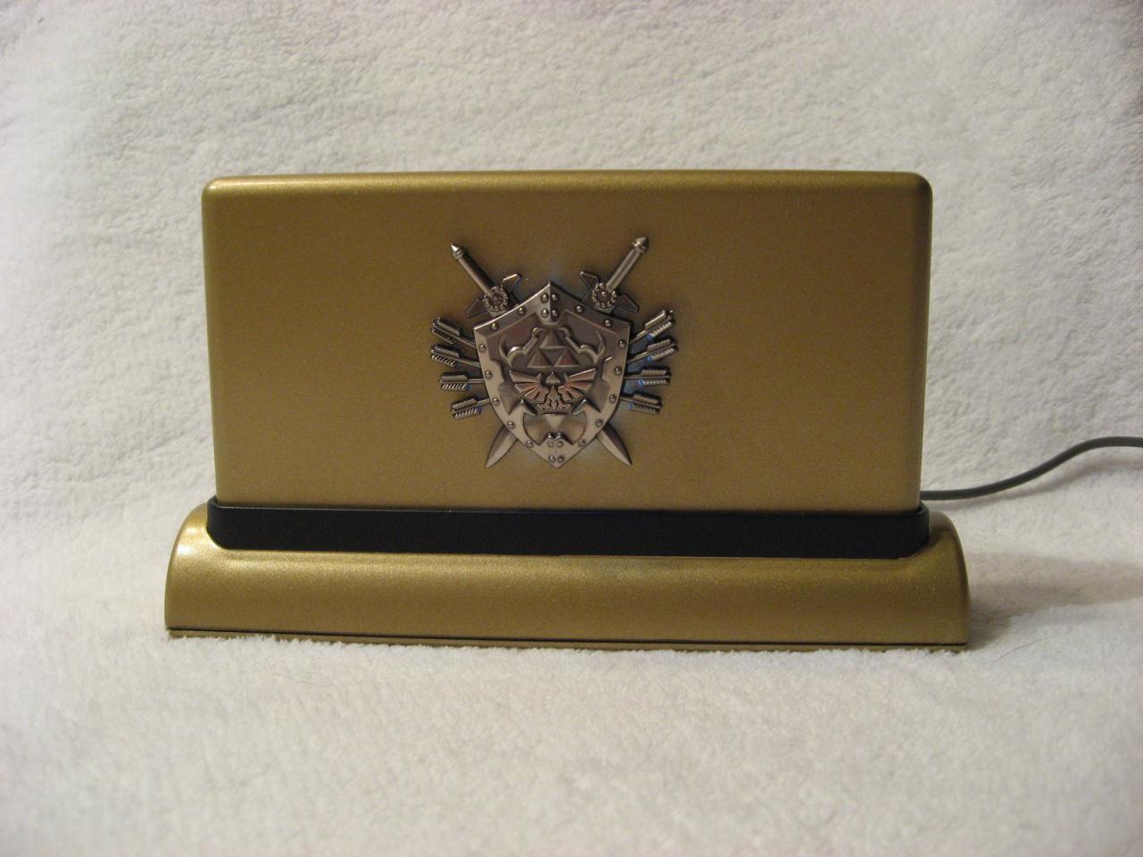 [23/07/2009] Edler Nintendo DS im Zelda-Outfit