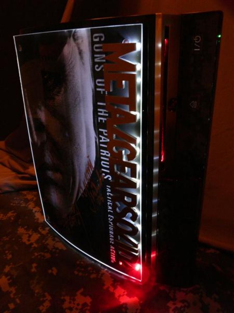 [23/07/2009] Geniales Metal Gear Solid 4-Design für PS3 (3)