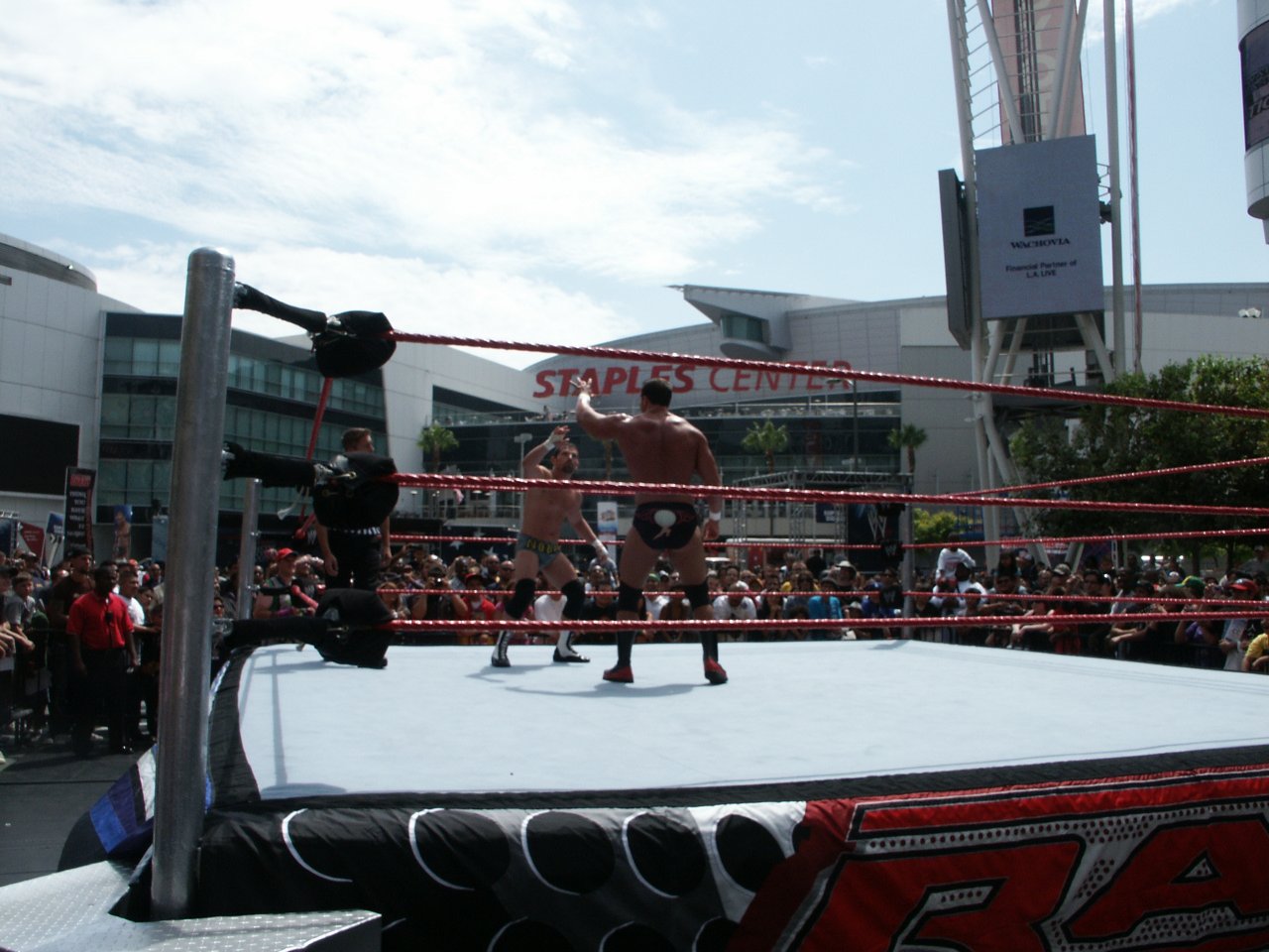 [28/08/2009] WWE Smackdown vs. Raw 2010 - Unsere Impressionen rund um den WWE SummerSlam 2009 aus Los Angeles (24)