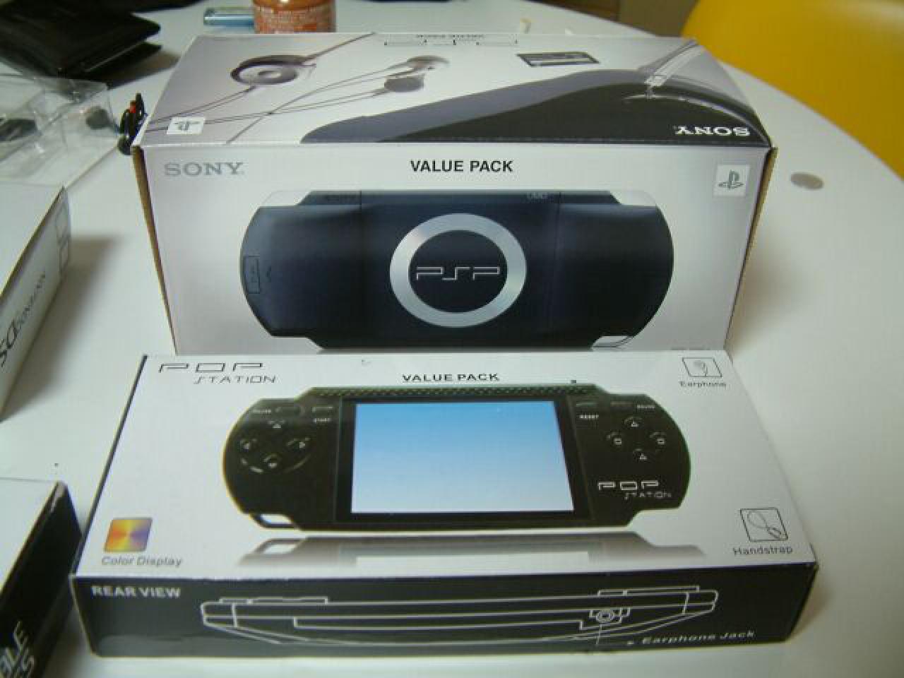 [14/08/2009] Die Verpackung der PopStation - eine Kopie der Sony PSP