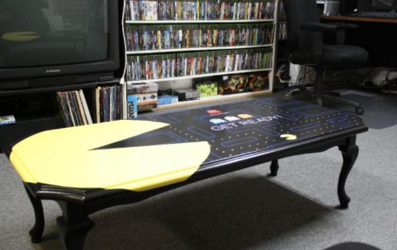 [13/08/2009] Pacman-Tisch (2)