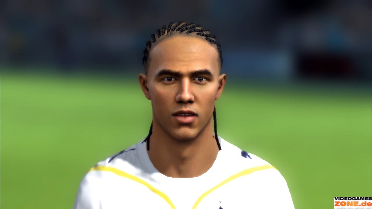 [29/09/2009] FIFA 10: Tottenham Hotspur - Benoit Assou Ekotto