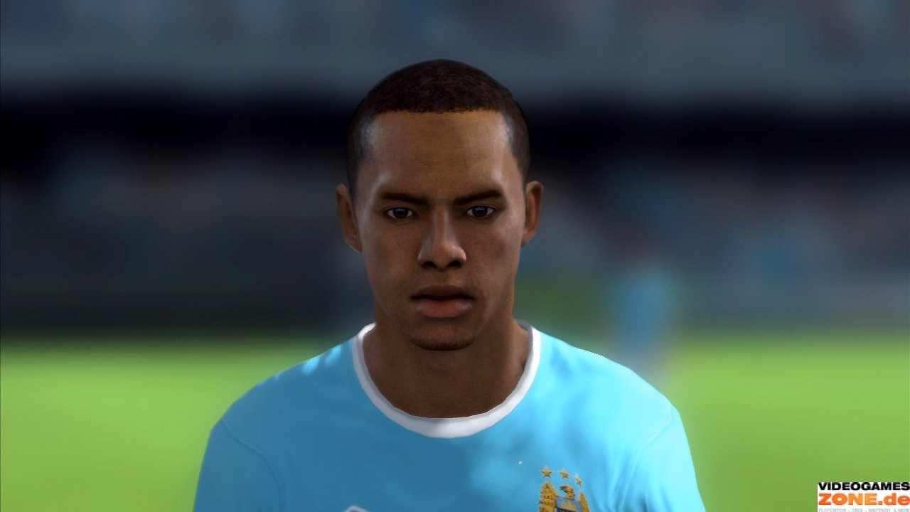 [29/09/2009] FIFA 10: Manchester City - Robinho