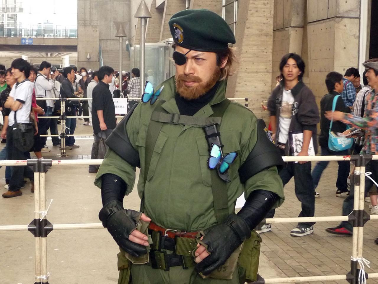[28/09/2009] TGS 2009: Cosplay Snake