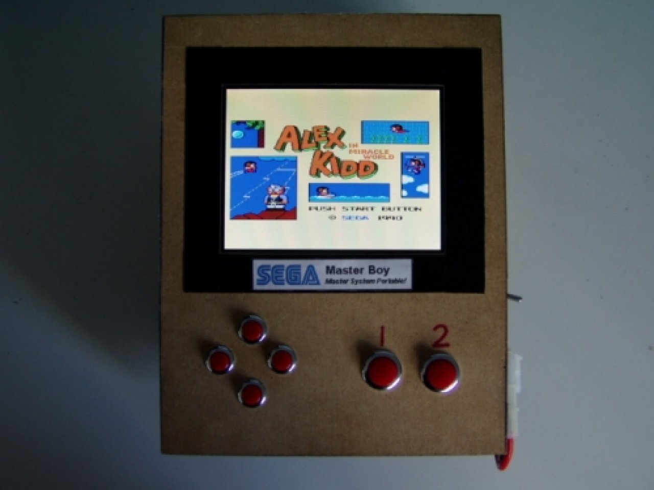 [14/09/2009] SEGA Master System portable