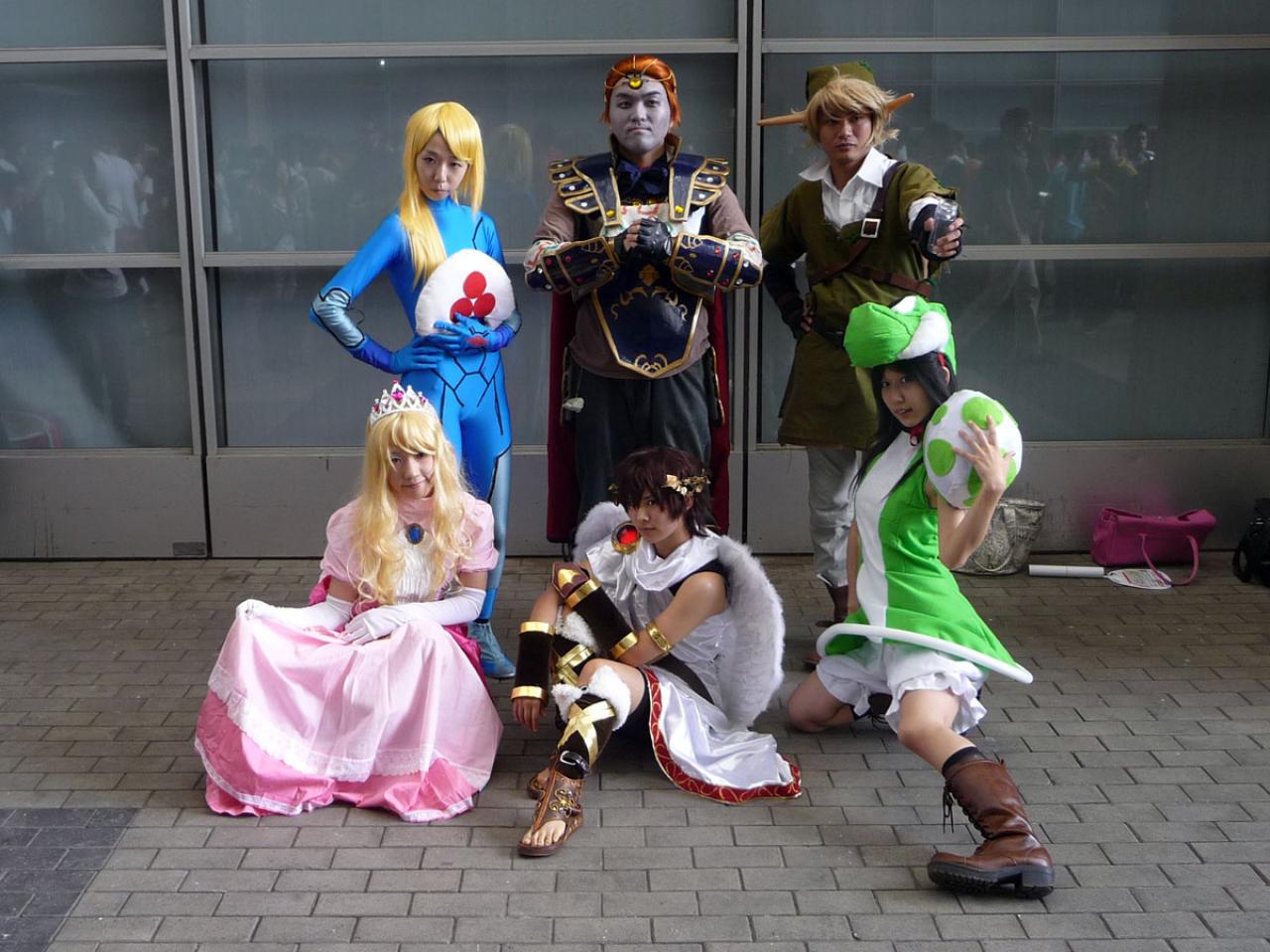 [28/09/2009] TGS 2009: Nintendo Charktere Cosplay