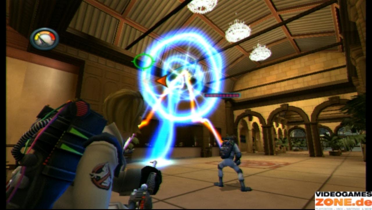 [30/10/2009] Teamwork: Eure Kollegen helfen euch und bekämpfen Geister in ihrer Nähe automatisch. Immer wieder müsst ihr ihnen aber auch zu Hilfe eilenl