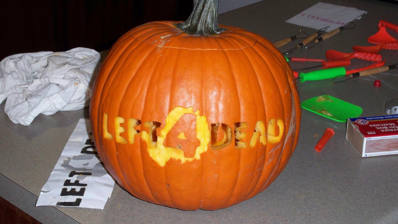 [30/10/2009] Left 4 Dead Kürbis
