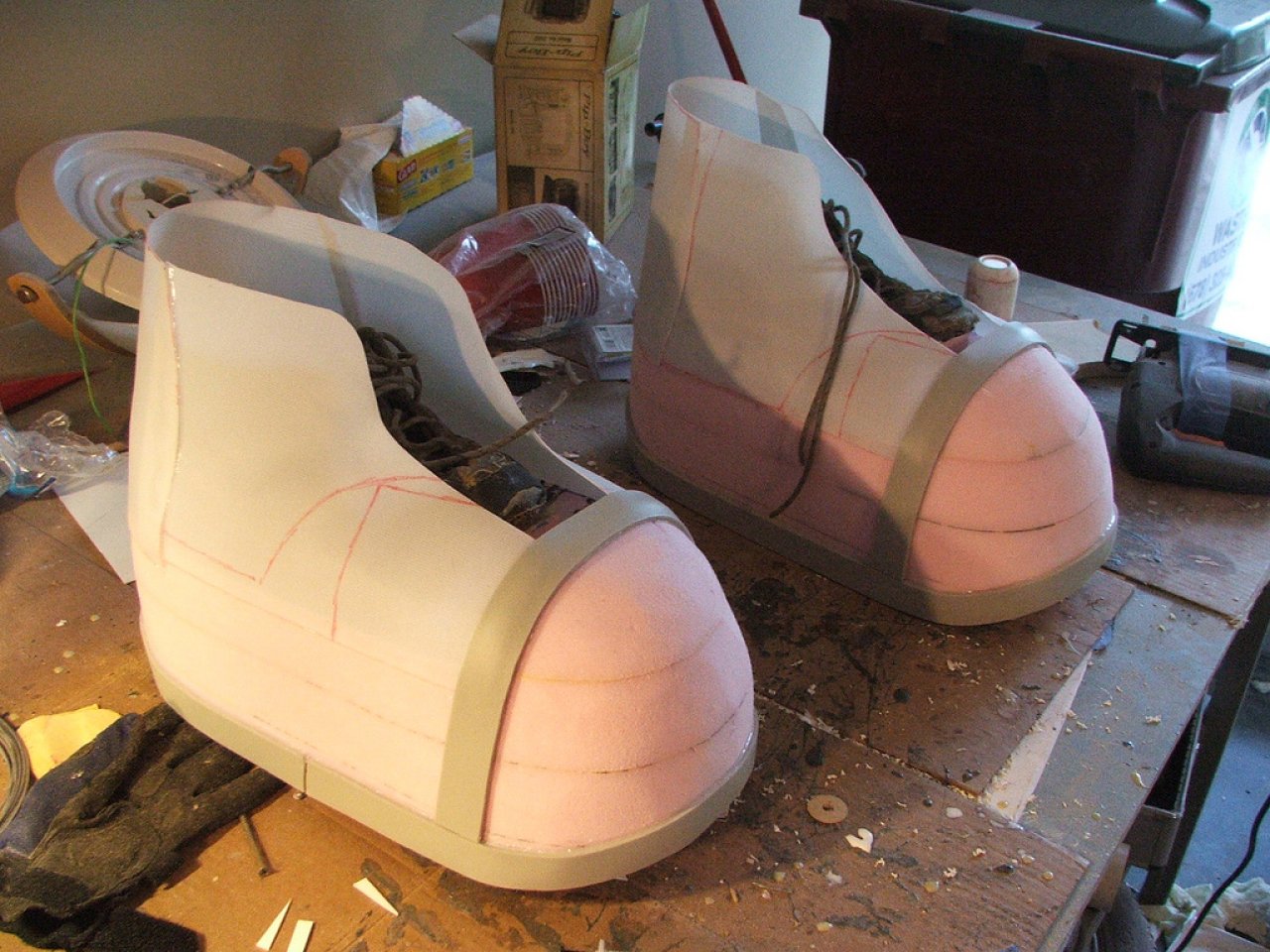 [24/11/2009] Der Bau des Big Daddy Kostümes von Volpin Props (14)