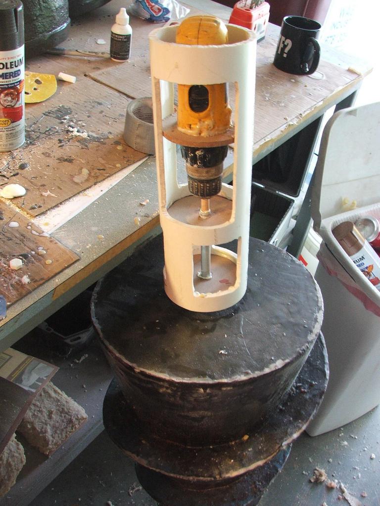 [24/11/2009] Der Bau des Big Daddy Kostümes von Volpin Props (18)