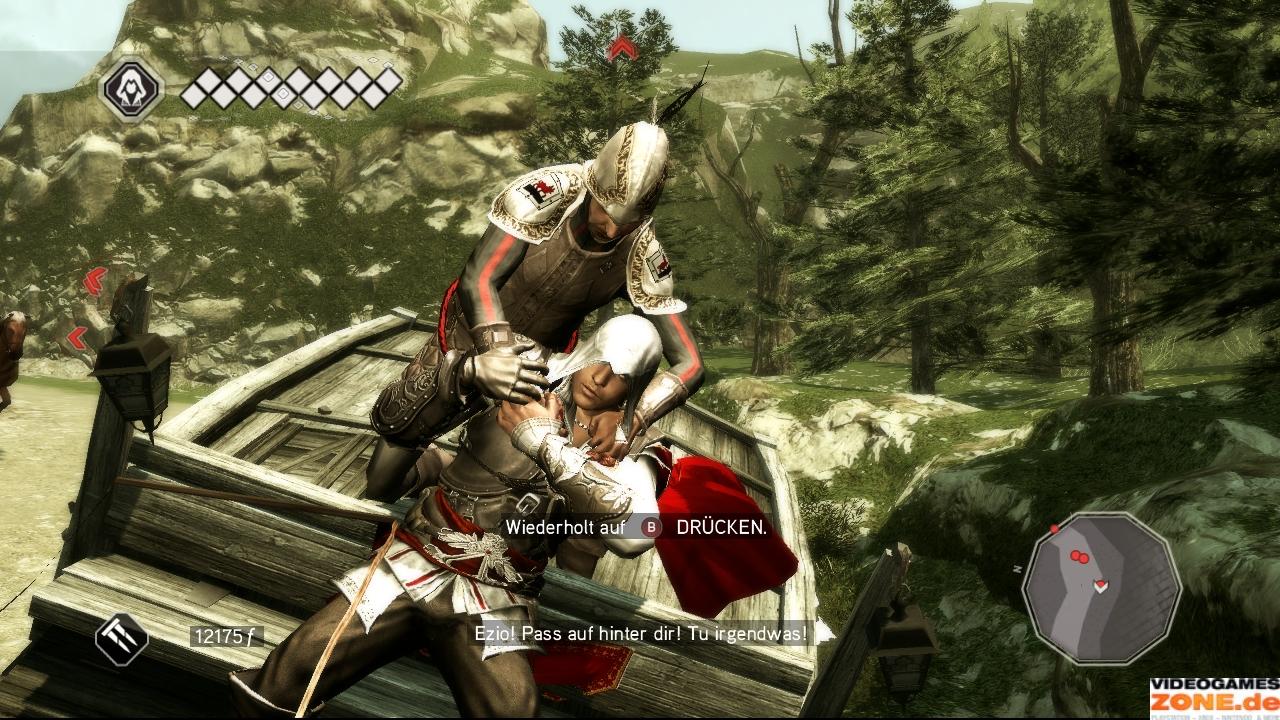 [18/11/2009] Sollte sich eine der Wachen nicht abschütteln lassen und bis zum Kutschbockvordringen, haltet ihr den Widersacher durch mehrmaliges Drücken der angezeigten Taste davon ab, Ezio zu erwürgen.