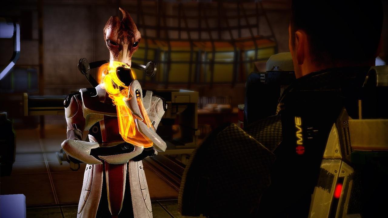 [19/01/2010] Medi-Gel, das heilende Gel aus Mass Effect wird vielleicht bald schon Wirklichkeit. Ein Student an der NYU entwickelte vor Kurzem den Prototypen eines Zell-heilenden Gels, das offene Wunden umgehend schließen und somit Blutungen stoppen soll. Hier könnt ihr einen Artikel über Veti-Gel lesen. 