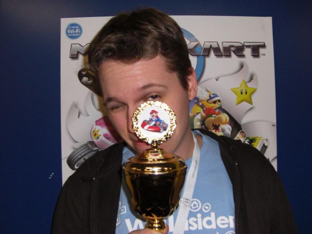 [24/03/2010] Diesen Pokal besitzt nicht nur Christian Leuenberg von www.wiiinsider.de, sondern auch unser Christoph.