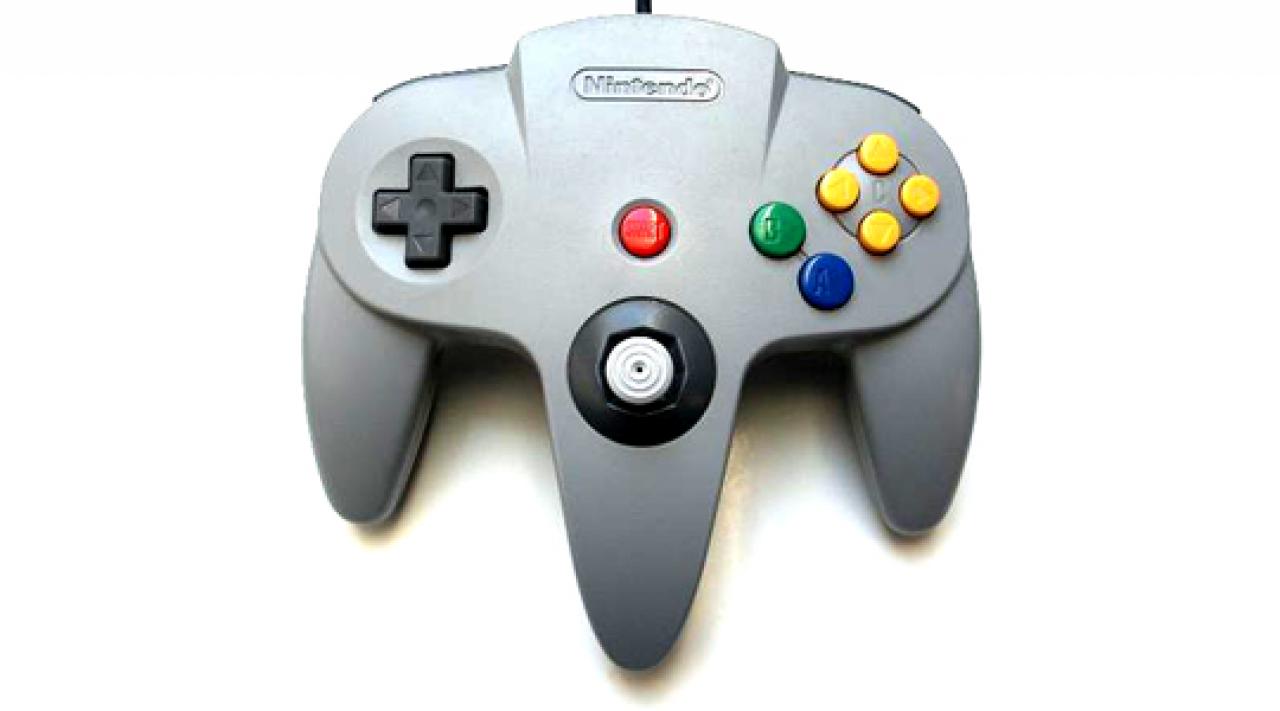 [22/04/2010] Den Stick nur zur Hälfte bewegen und alle Knöpfe drücken... das waren noch Cheats!