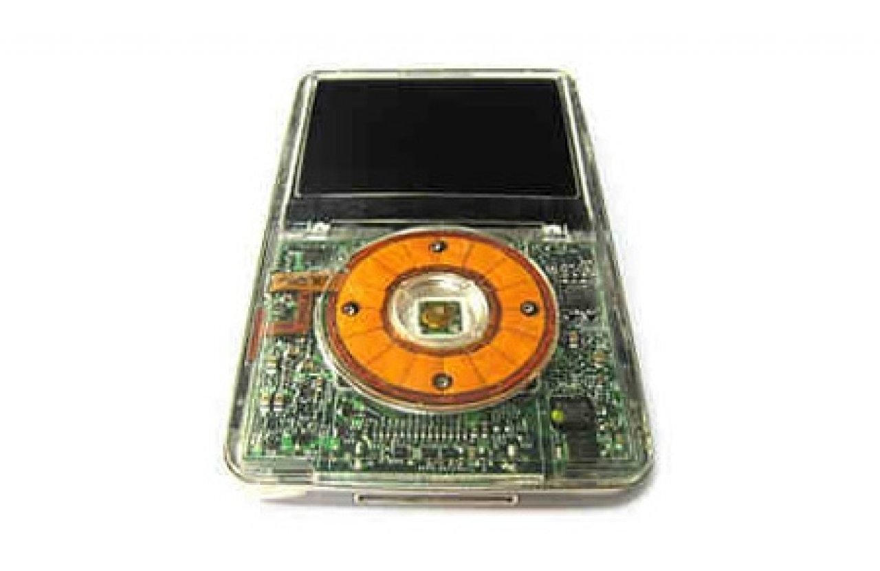 [20/05/2010] iPod-Casemods: Eine durchsichtige iPod-Hülle