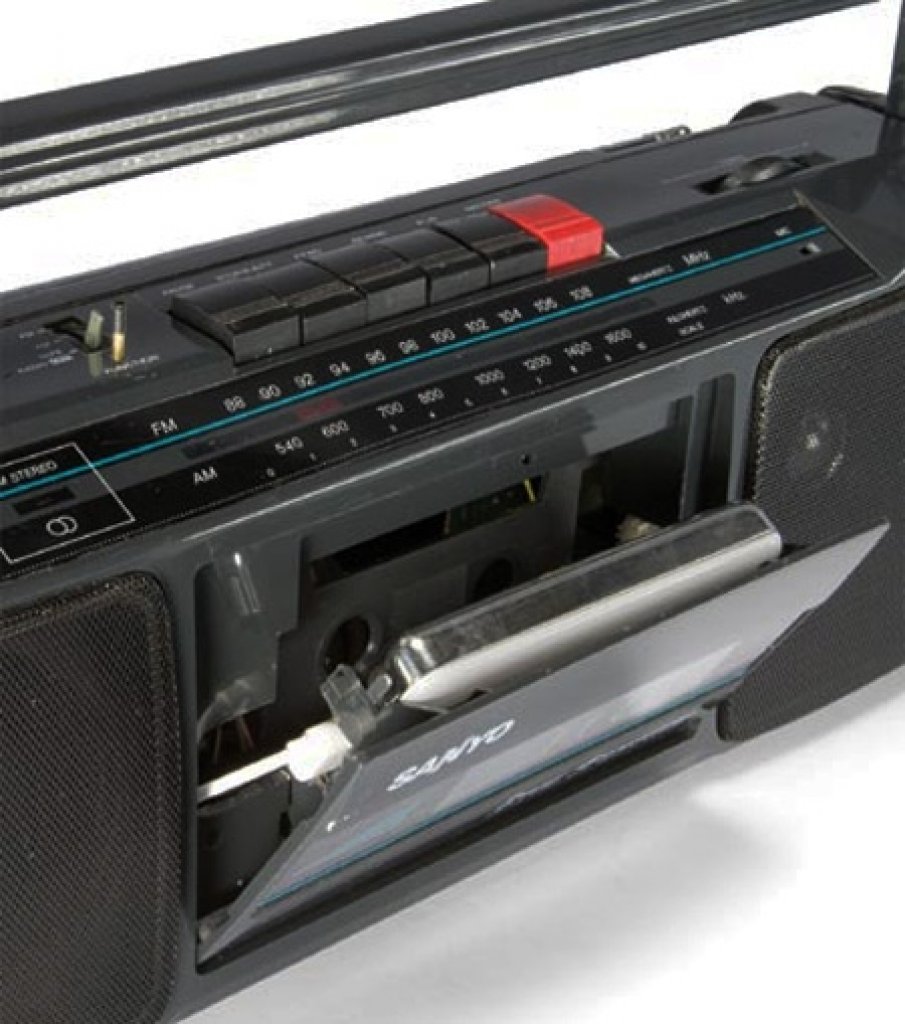 [20/05/2010] iPod Casemods: Der iPod im Kassetten-Rekorder