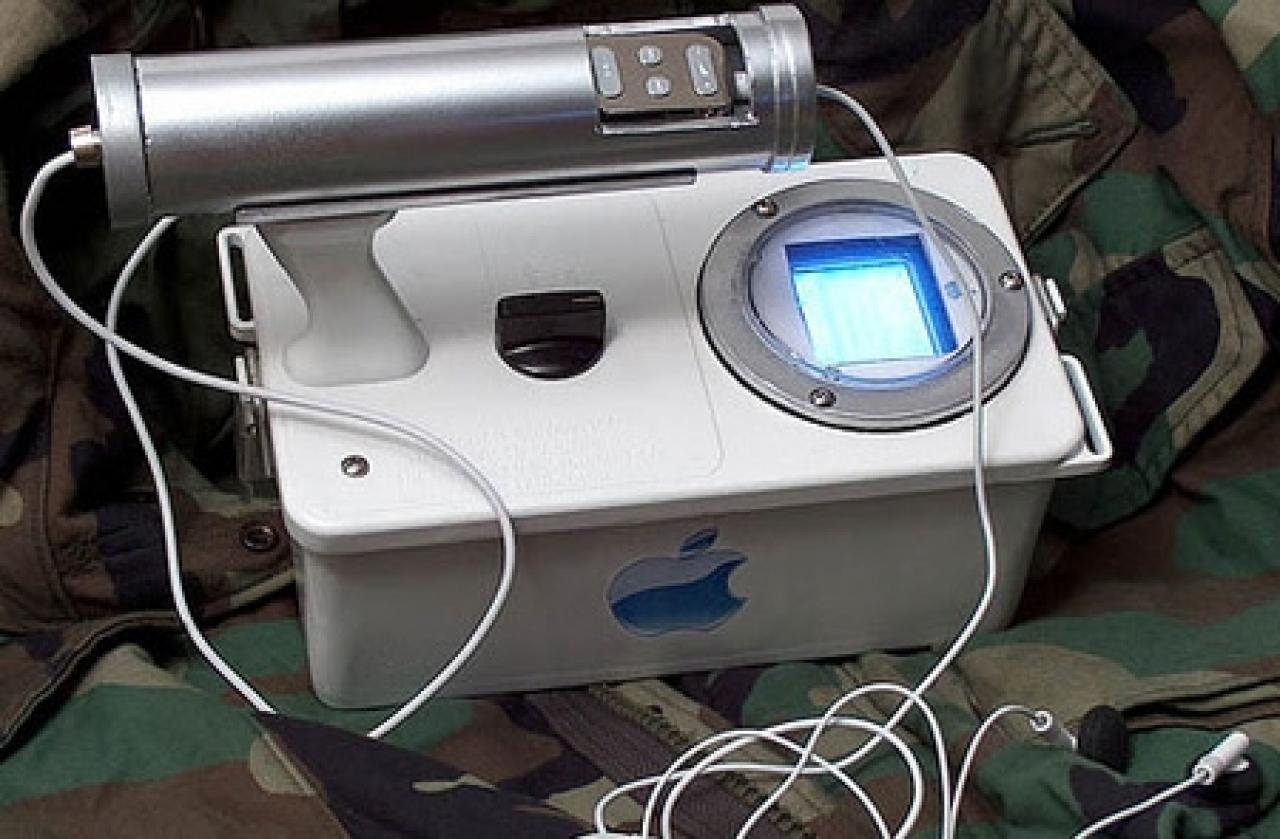 [20/05/2010] iPod Casemods: Ein iPod in der Munitionskiste