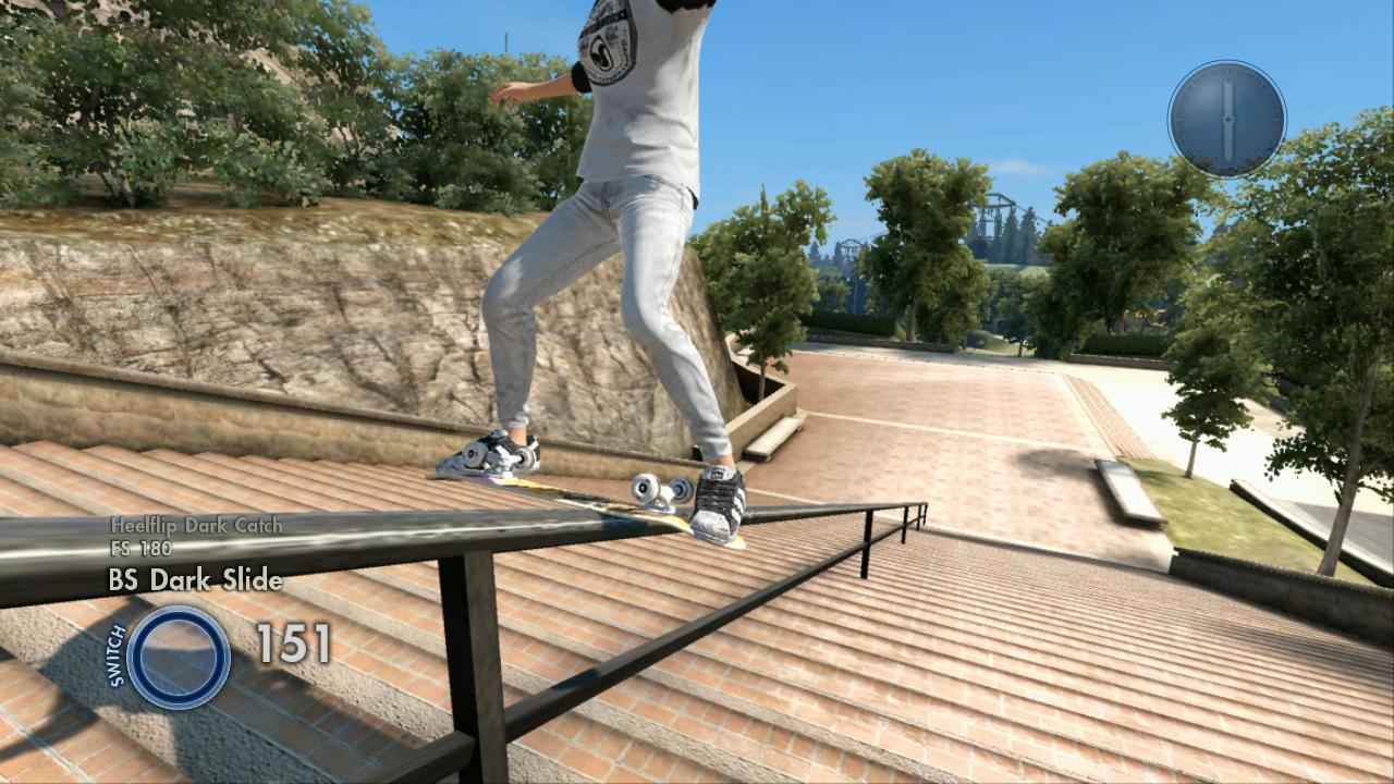 [12/05/2010] Skate 3 im Test für PS3 und Xbox 360 - Bei einem Darkslide rutscht ihr mit der Oberseite des Boards über ein Hindernis.