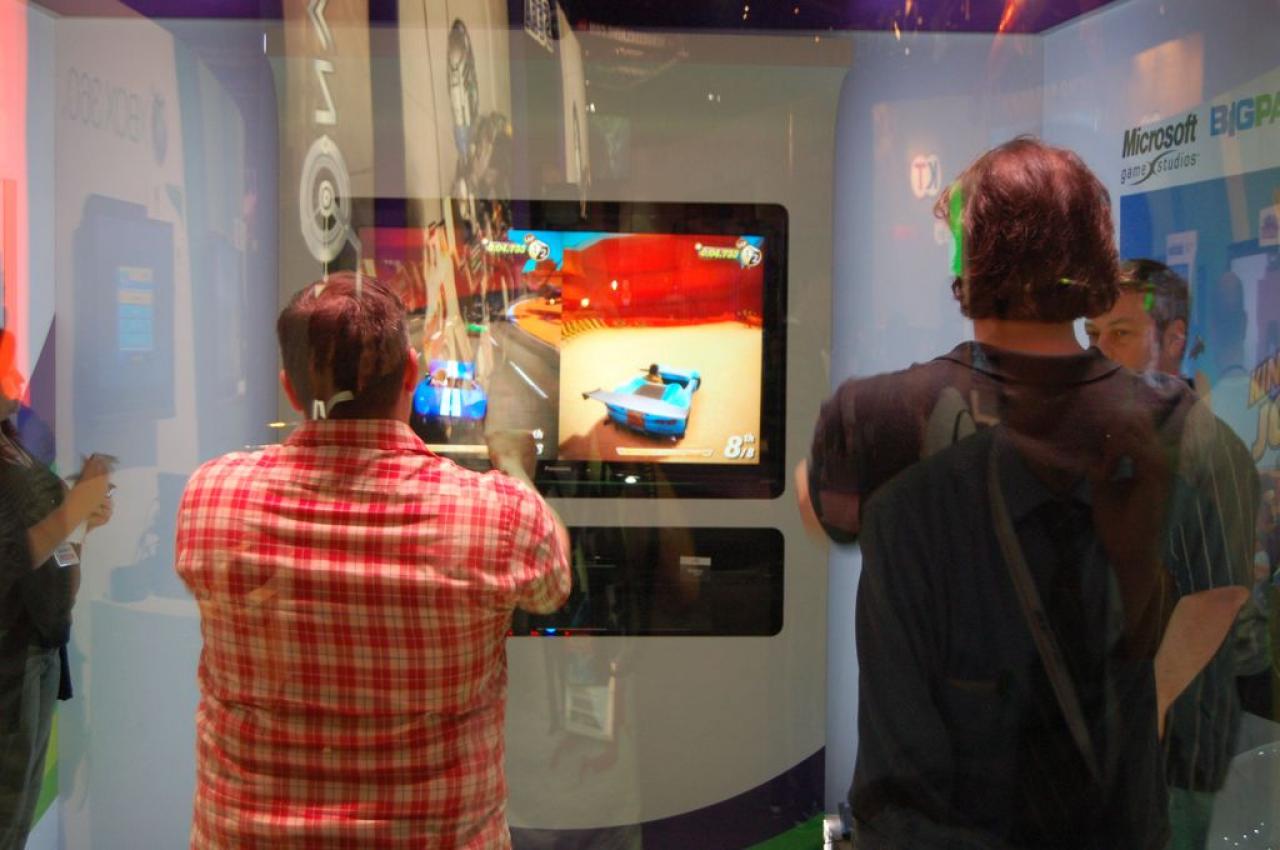 [16/06/2010] Kinect Joy Ride - Auf der E3 2010 konnte das Fun-Rennspiel bereits angespielt werden.