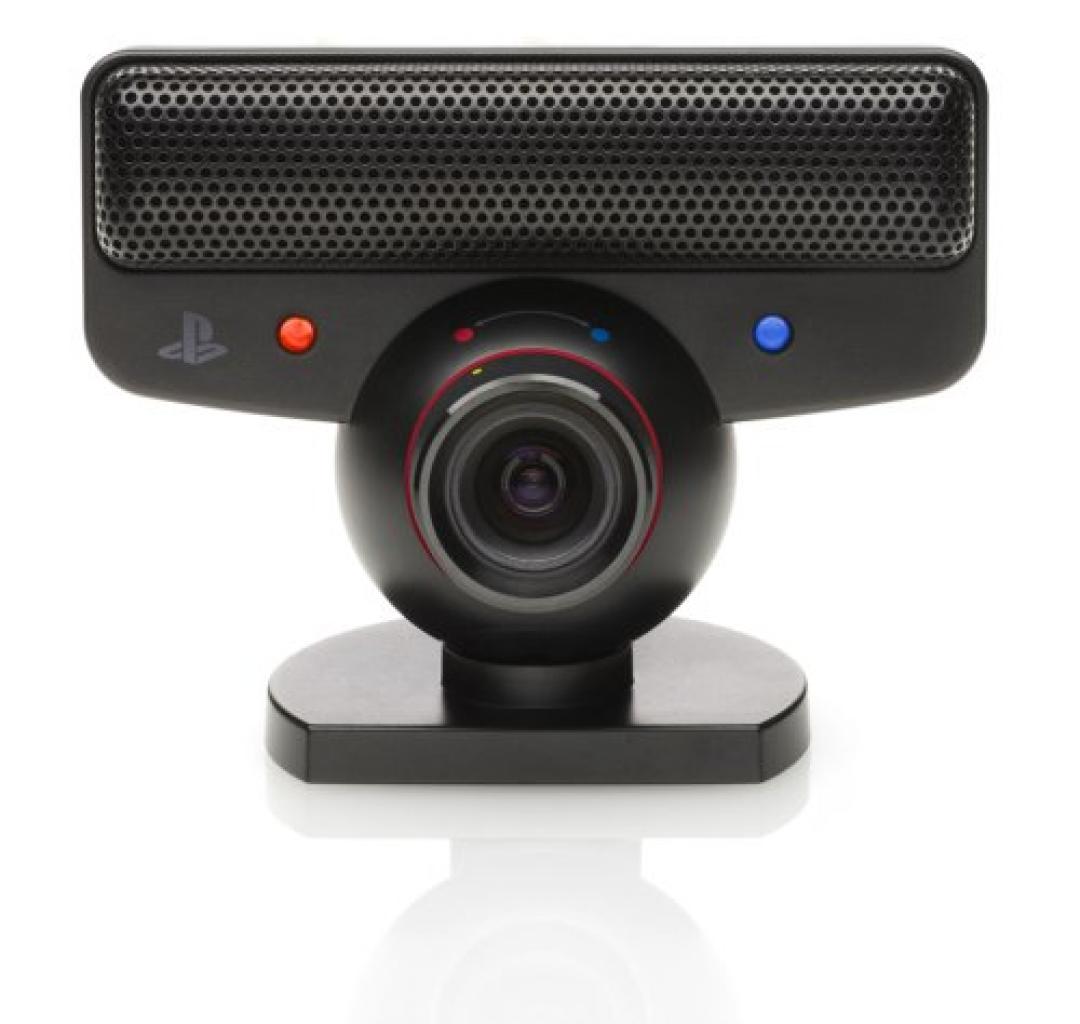 [22/06/2010] PlayStation Eye-Klon - Kinect macht im groben den Eindruck eines erweiterten PlayStation Eye mit Spracherkennung. Wie Kinect genau funktioniert, durften auch wir auf der E3 2010-Show für Project Natal nicht selbst anspielen. Verdächtig!