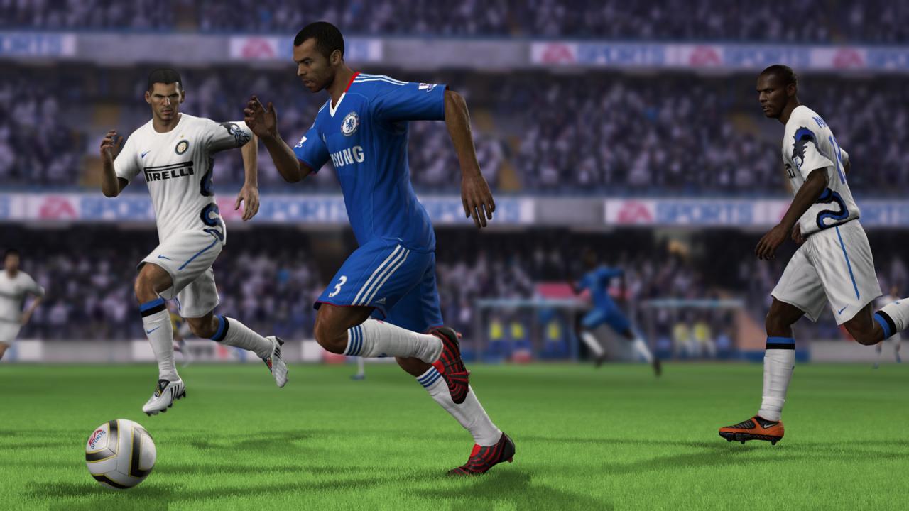 [23/07/2010] Screenshots aus FIFA 11. Die Fußballsimulation erscheint am 30. September unter anderem für PS3, Xbox 369 und PC. (1)