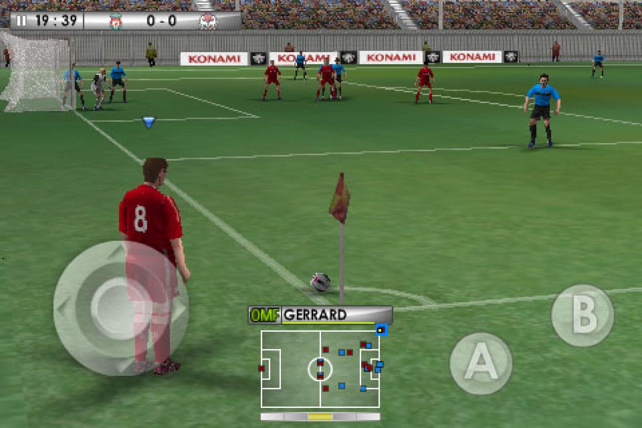 [30/07/2010] Steuerkreuz und Tasten sind bei PES2010 nicht ganz so transparent wie bei FIFA - das stört etwas.