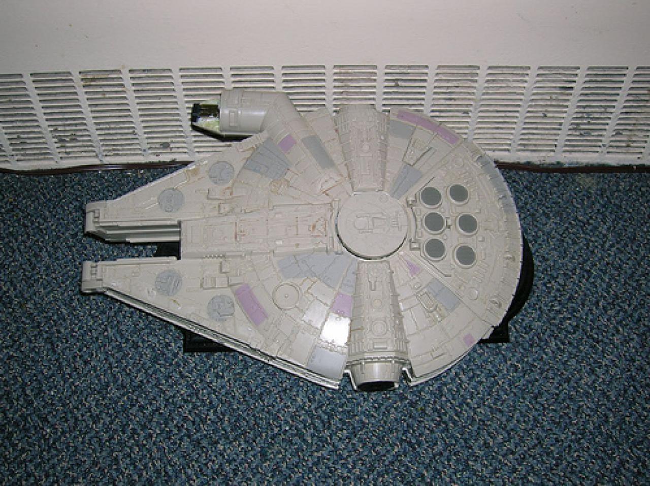 [08/07/2010] Millenium Falcon Mod