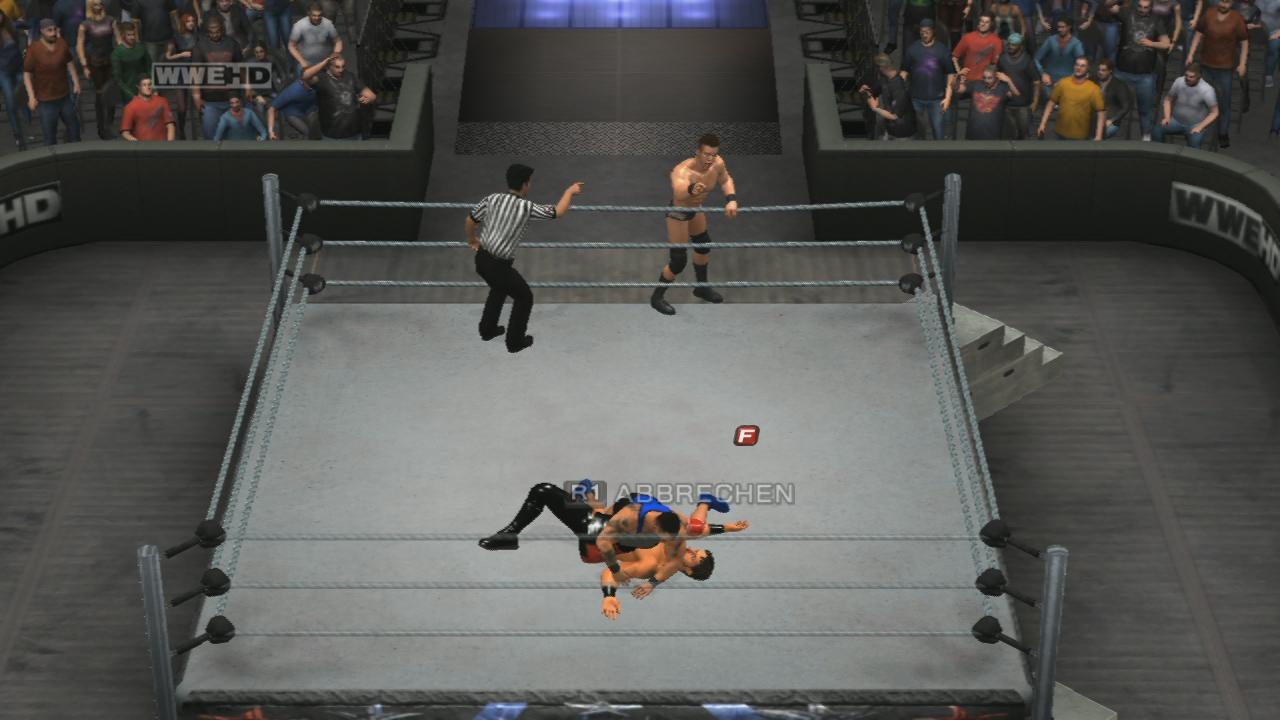 [27/10/2010] Das WWE-Welt-Feature sorgt unter anderem dafür, dass sich andere Wrestler überraschend in eure Matches einmischen.