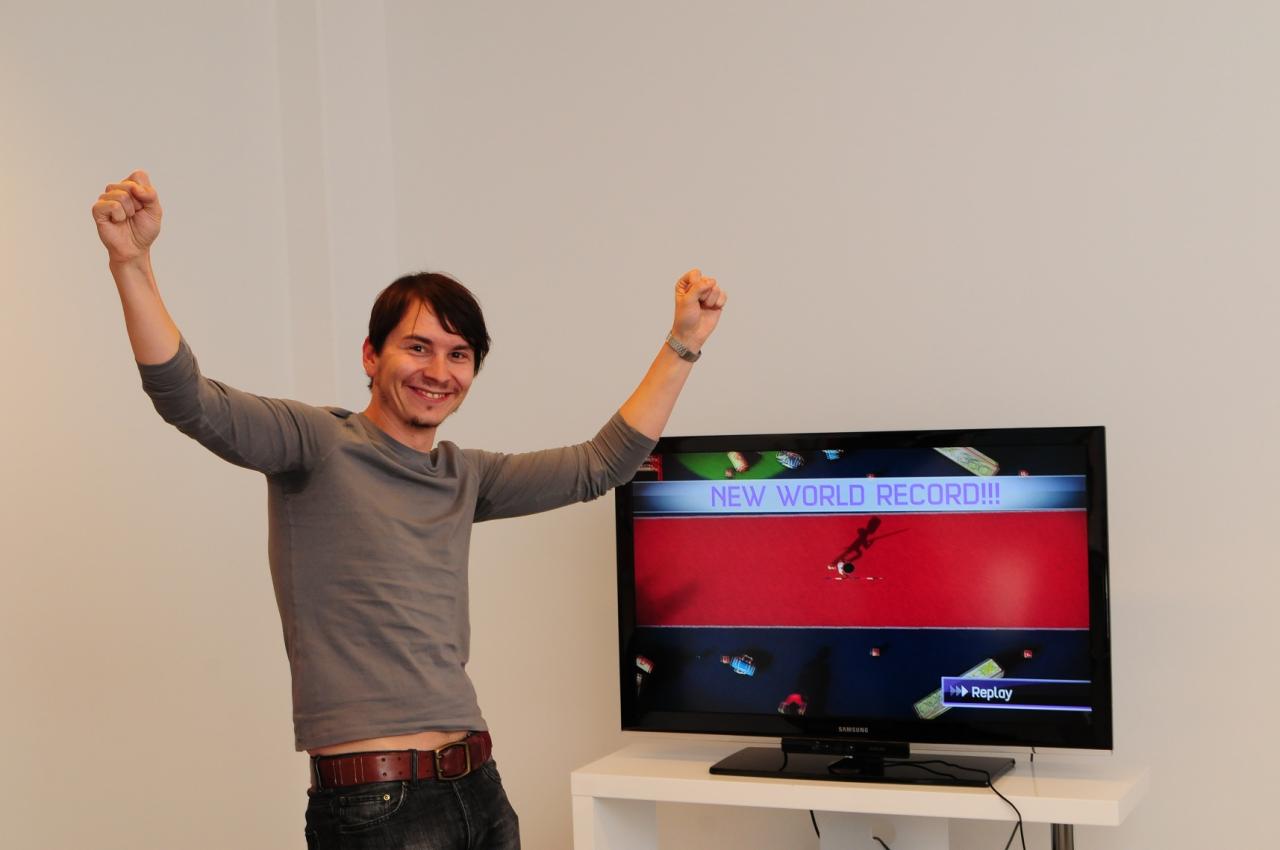 [04/11/2010] Kinect Sports im Test - Ein neuer Weltrekord im Speerwerfen erfordert schweißtreibenden Einsatz.