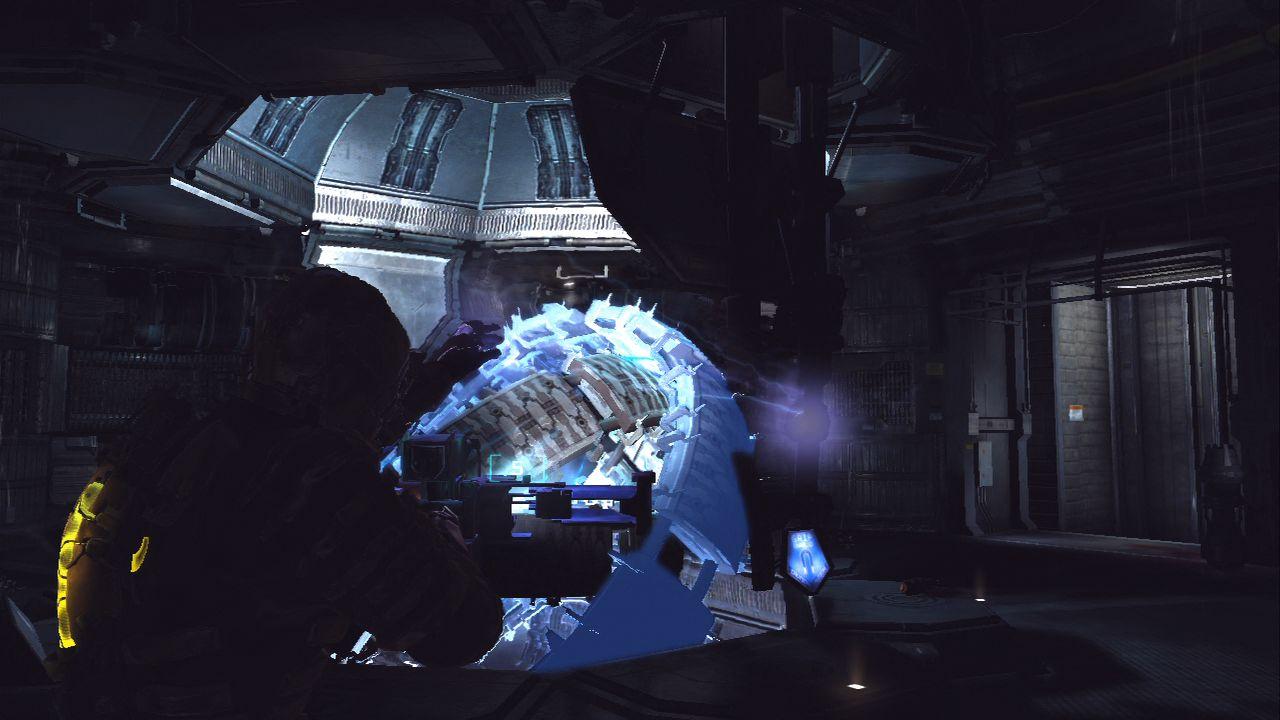 [14/01/2011] Dead Space 2 Lösung: Ihr müsst schnell alle Platten von der Decke ziehen, setzt dafür die Stase bei den rotierenden Ringen ein, um es zu schaffen.