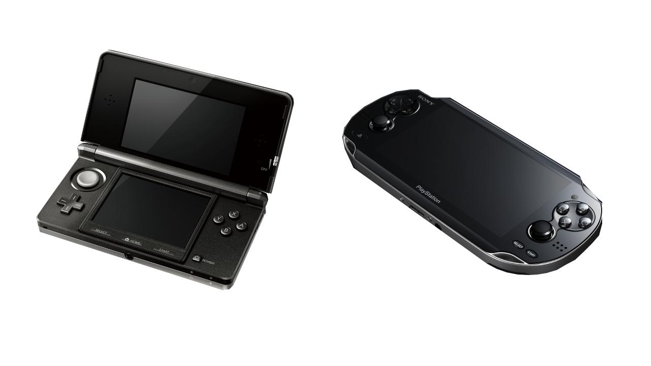 [27/01/2011] Nintendo 3DS vs. NGP (PSP2) - Der große Feature-Vergleich - Die neue PSP ist im Vergleich zum 3DS etwas breiter. Aufgeklappt ist der 3DS natürlich höher.