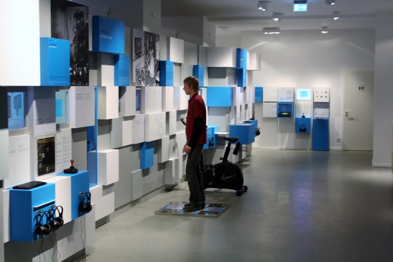 [01/02/2011] Das Computer-Spiele-Museum in Berlin zeigt Tausende von Ausstellungsstücken, darunter viel kultige Hardware, Spiele-Klassiker und Magazine. (33)