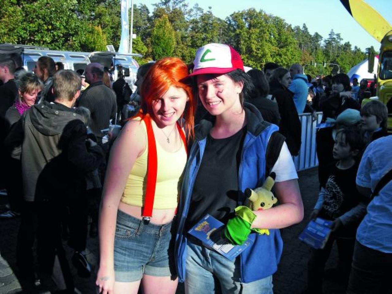 [07/02/2011] KOMMUNIKATION :Fan-Events wie die Pokémon Days oder die Celebi-Download-Tour sorgen dafür, dass man sich im echten Leben mit anderen Leuten vernetzt. Und gerade das zeichnet einen guten Trainer aus!