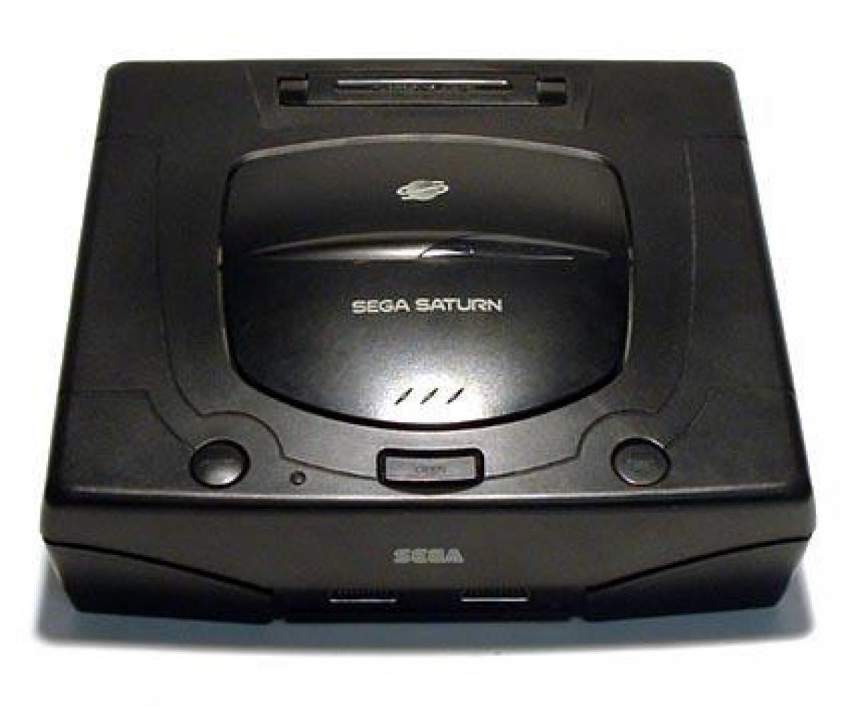[10/02/2011] Sega Saturn - Großspurig tönte Sega von seinem Sega Saturn auf der E3 1995 und lieferte sich ein Werbegefecht mit Sony. Leider war der Preis in den USA viel zu hoch. Auch eine Modem-Peripherie änderte nichts am Misserfolg.