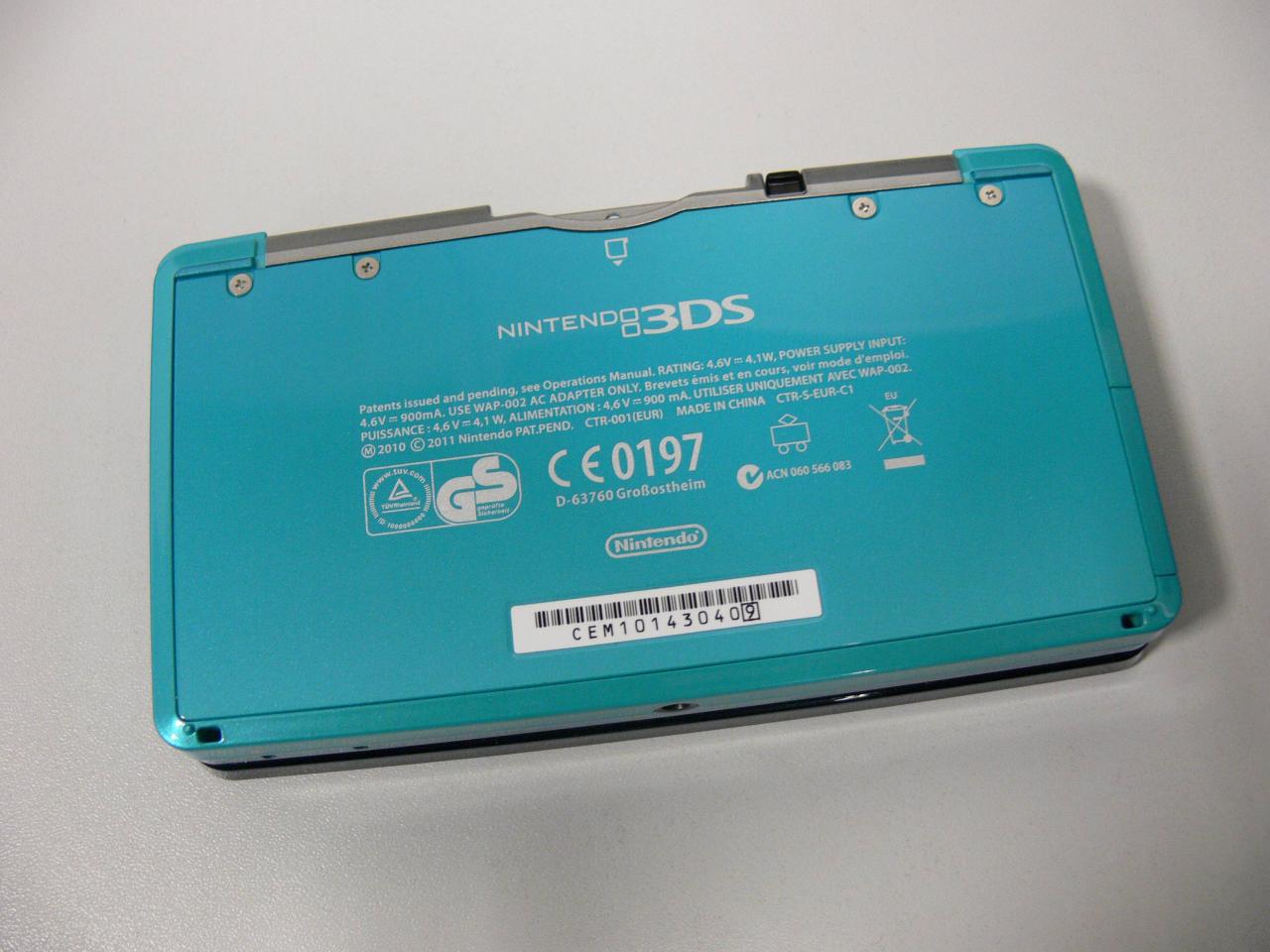 [01/03/2011] Der 3DS von Hinten