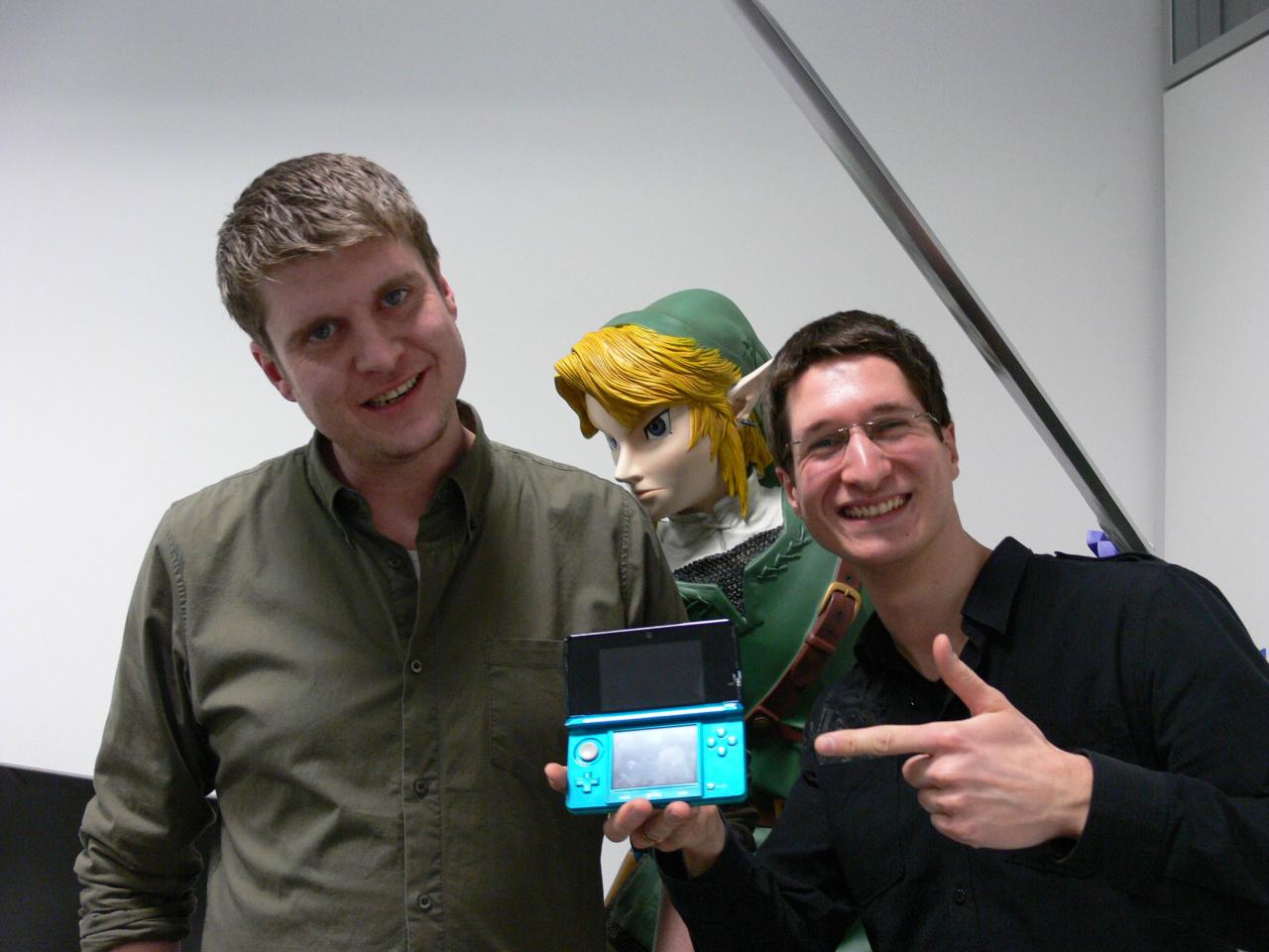 [01/03/2011] Thomas und Christoph sind vom 3DS hin und weg.