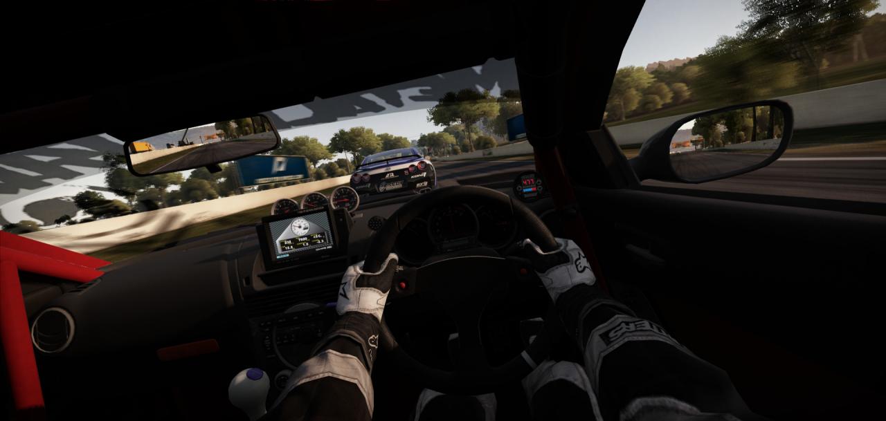 [10/04/2011] Need for Speed Shift 2: Unleashed - Realistische, aber gewöhnungsbedürftige Cockpit-Ansichten bietet Shift 2. Die Fahrphysik der einzelnen Autos bietet merkliche Unterschiede. Auch der Schwierigkeitsgrad bietet Rennspiel-Profis eine ordentliche Herausforderung.