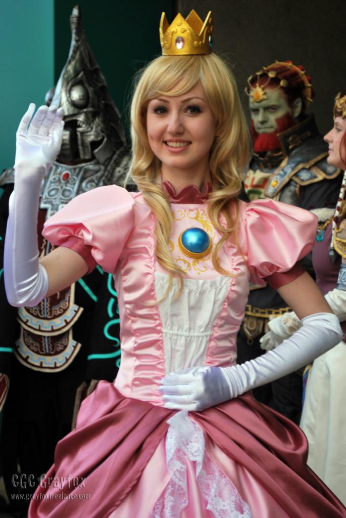 [03/05/2011] Prinzessin Peach aus Super Mario - Klempner Mario ist in jedem seiner Abenteuer auf der Suche nach Prinzessin Peach. Kein Wunder, so heiß wie die Dame auch ist. 
