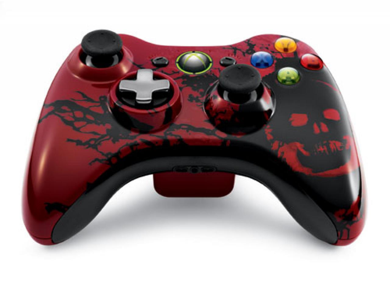 [07/07/2011] Auch der Controller ist im Gears of War Design gehalten.
