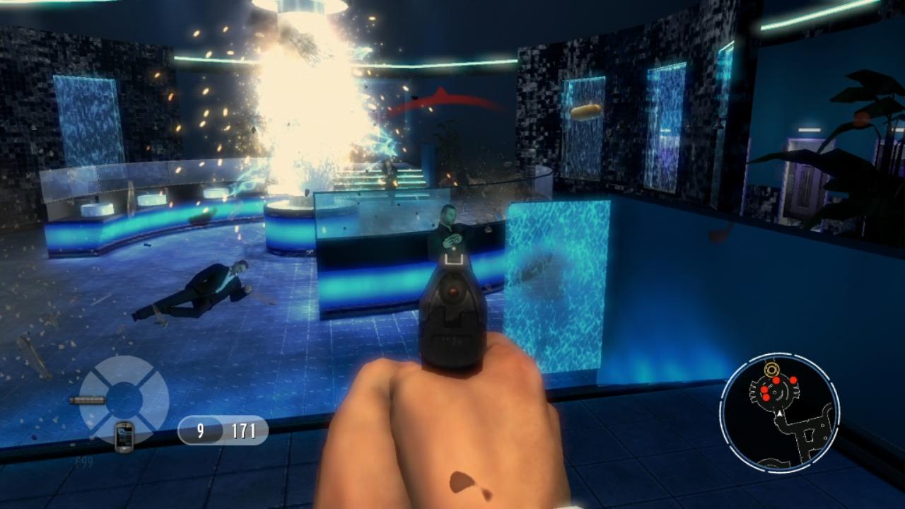[07/11/2011] Russendisko: Hin und wieder weicht die Spiel- deutlich von der Filmhandlung ab, etwa bei dieser Schießerei in einem Nachtclub.