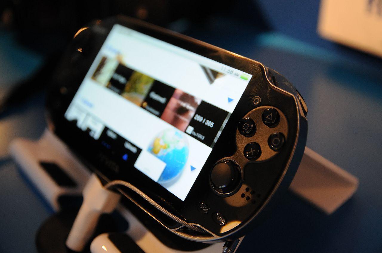 [25/11/2011] Das Betriebssystem der PS Vita ist clever und schnell. Wir sind gespannt, wie es sich in den kommenden Monaten und Jahren entwickelt.