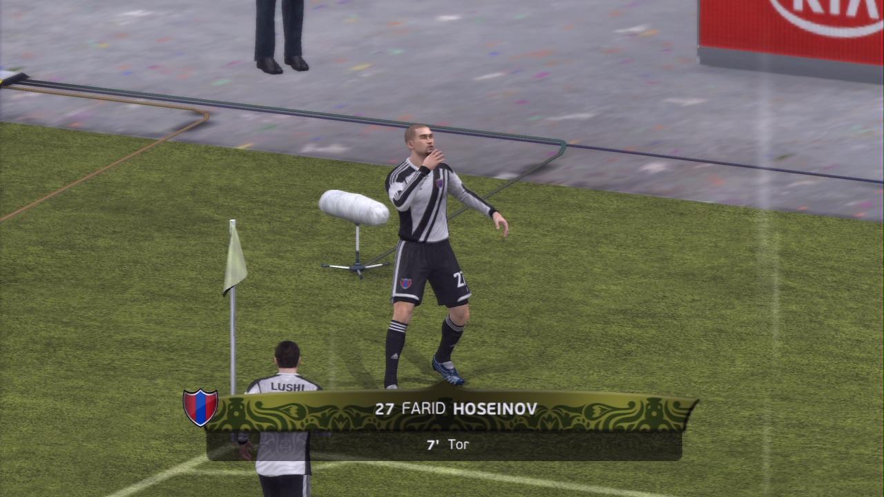 [18/04/2012] Dämliche Jubelposen nach Torerfolg - Wir sind uns nicht sicher, wie viel Zeit EA Sports darauf verwendet, um teils lächerliche Jubelposen zu programmieren. Wir meinen: Abschaffen und die Entwicklungszeit für FIFA 13 für sinnvollere Dinge nutzen! (Im Bild: FIFA 12-Addon UEFA Euro 2012)