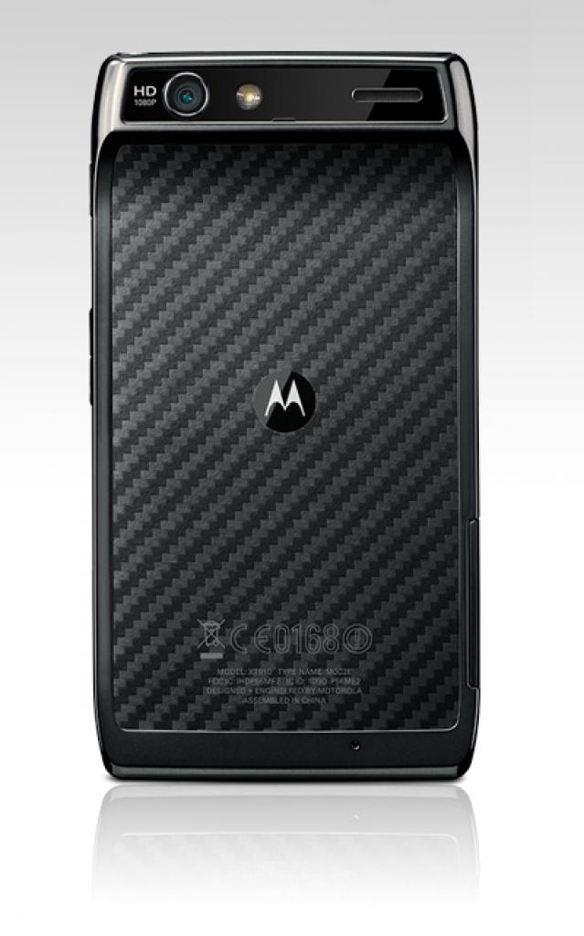 [01/06/2012] Motorola RAZR Rückansicht