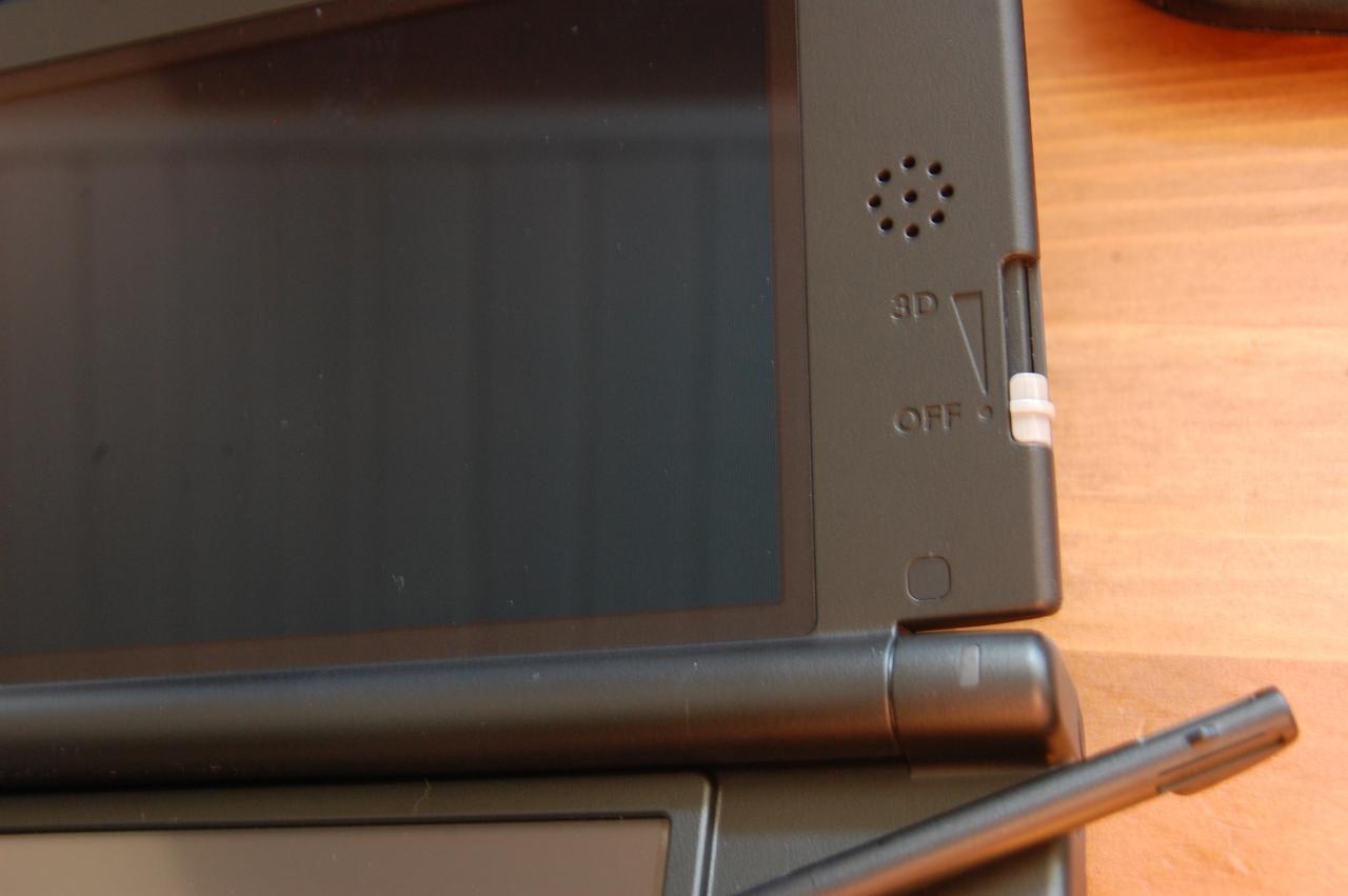 [07/07/2012] Weitere Bilder aus unserem Test zum Nintendo 3DS XL. Das Handheld ist ab dem 28. Juli im Handel erhältlich.