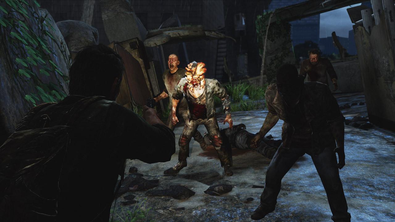[04/02/2013] Vorschau zu The Last of Us: Jede Kugel zählt! Wir zielen auf den Clicker in der Mitte. Diese Infizierten der Stufe 3 stecken mehrere Treffer ein, bevor sie umkippen. 
