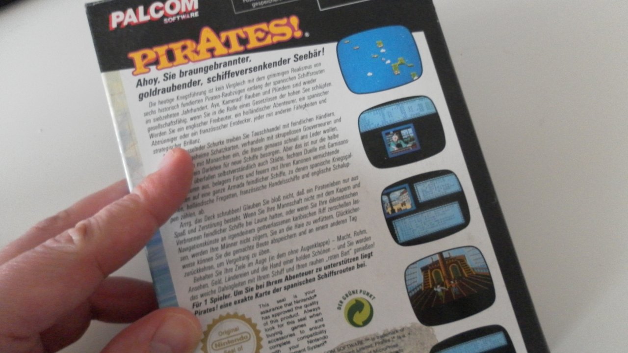 [04/04/2013] Kaufentscheidung aufgrund der Packungsrückseite - Hielten wir dann das Spiel in der Hand, war auch die Packungsrückseite mit Bildern und Infos entscheidend für oder gegen den Kauf.
